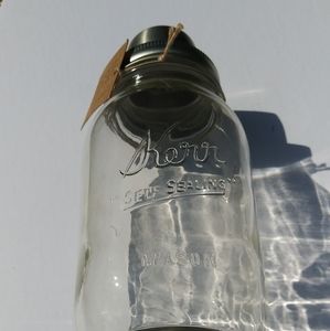 Mason jar cocktail shaker Kerr Exclusive